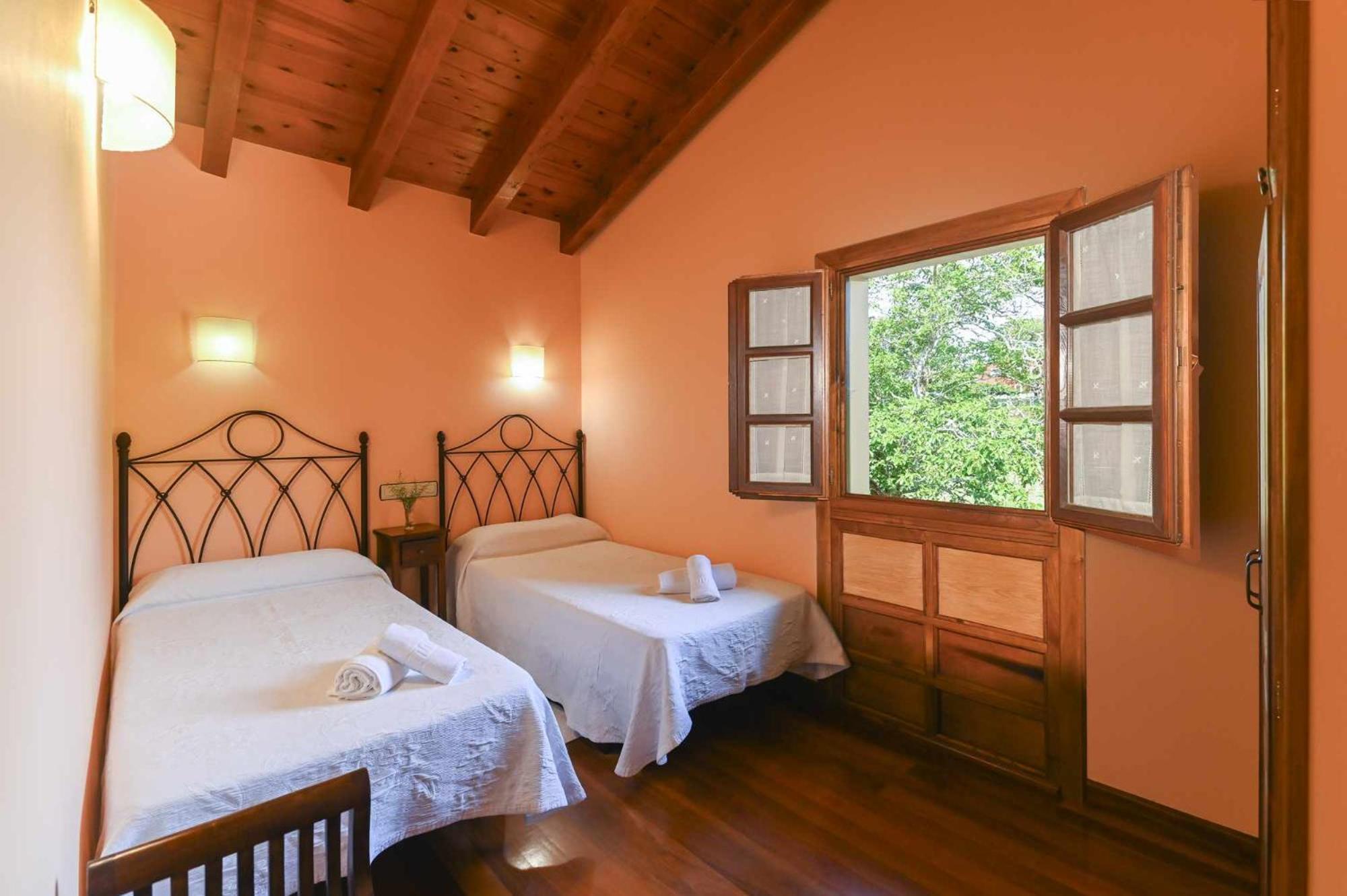 Apartamentos Rurales El Cuetu Picones  Exteriör bild
