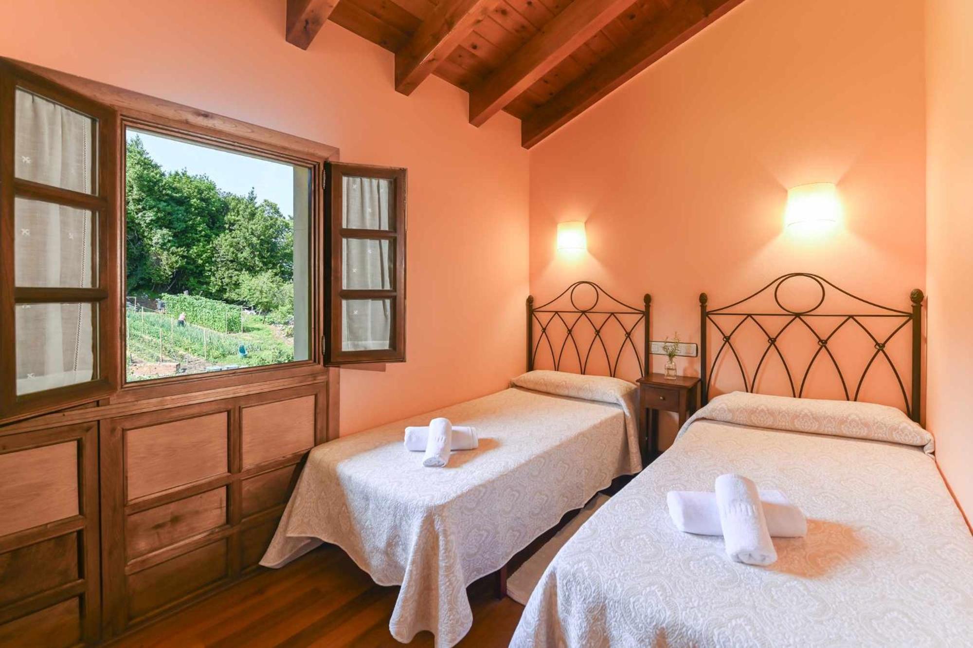 Apartamentos Rurales El Cuetu Picones  Exteriör bild